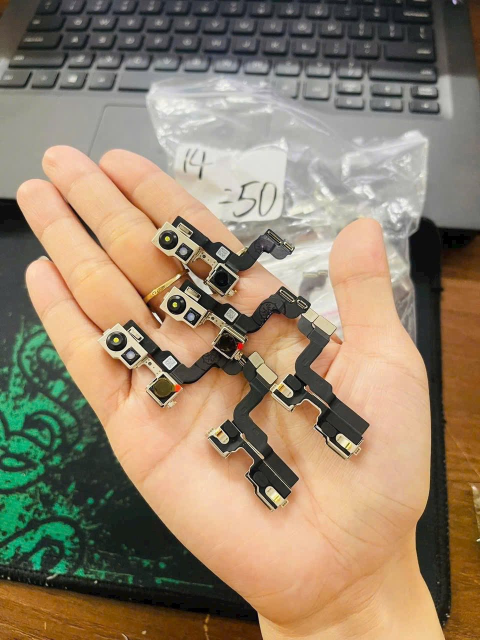 Camera trước iPhone 14